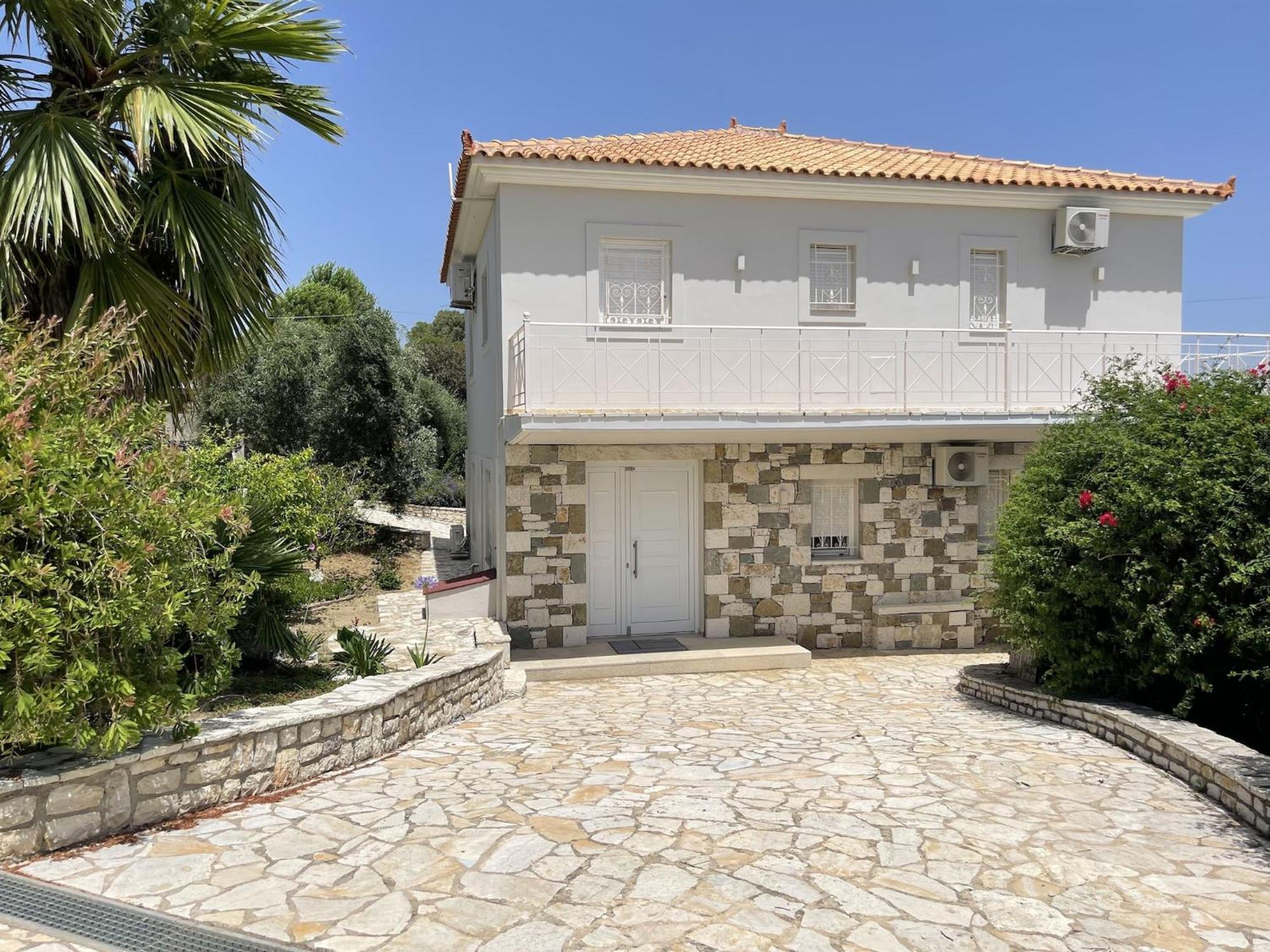 Luxurious Villa In Peloponnese With Swimming Pool Kamaria  Exterior photo